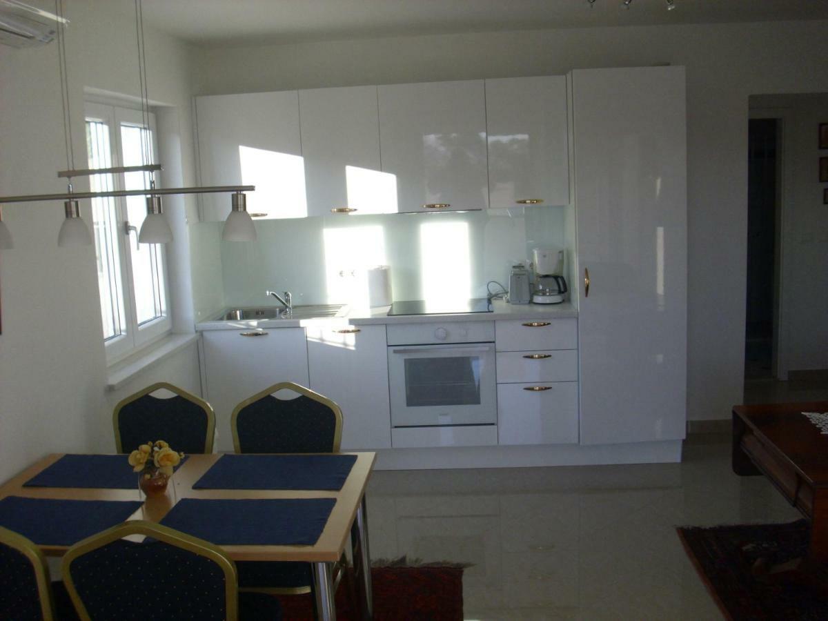 Open Hus Apartamento Krvavica Exterior foto
