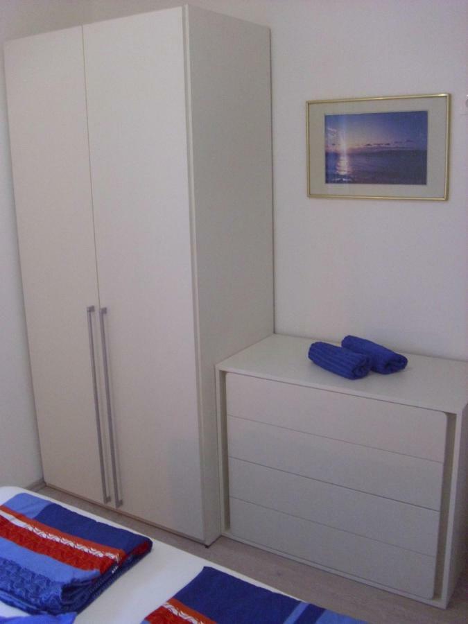 Open Hus Apartamento Krvavica Exterior foto