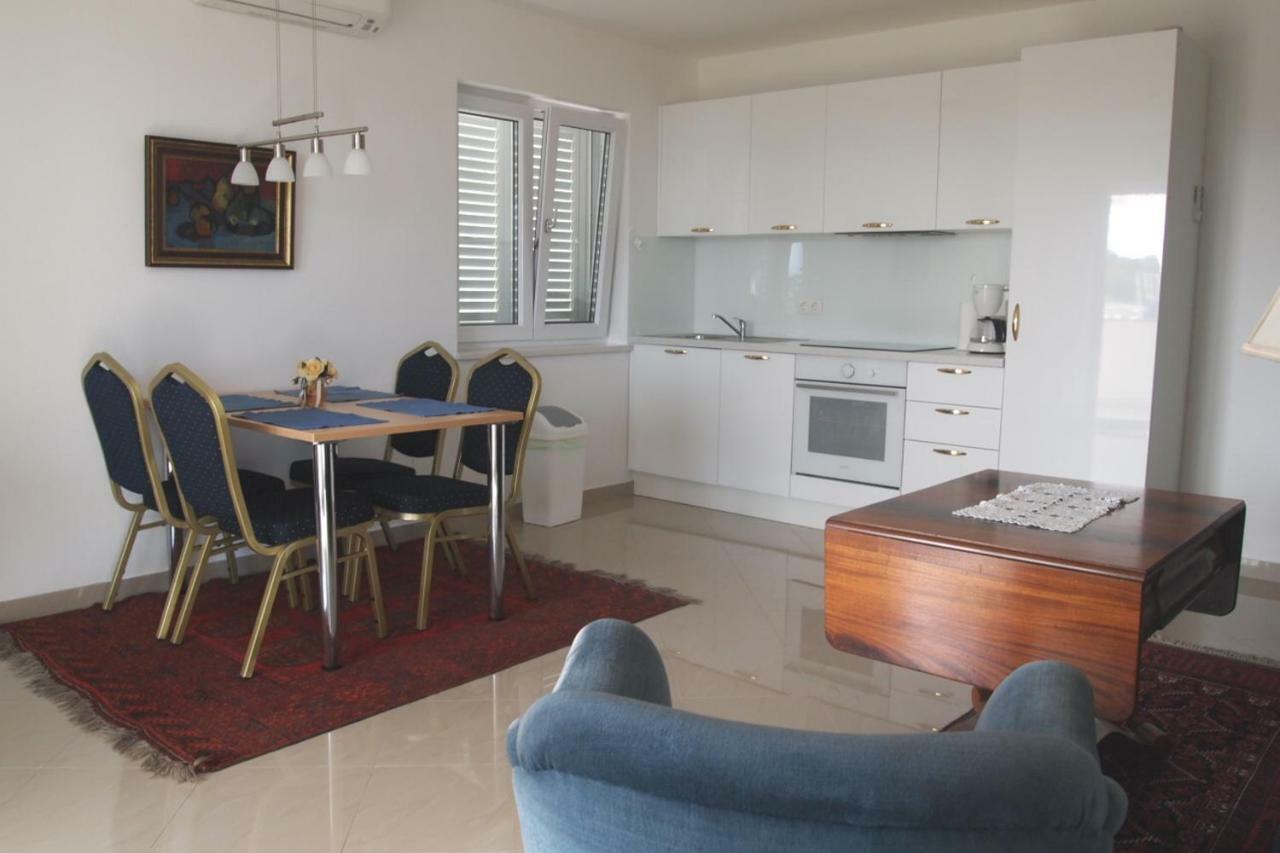 Open Hus Apartamento Krvavica Exterior foto